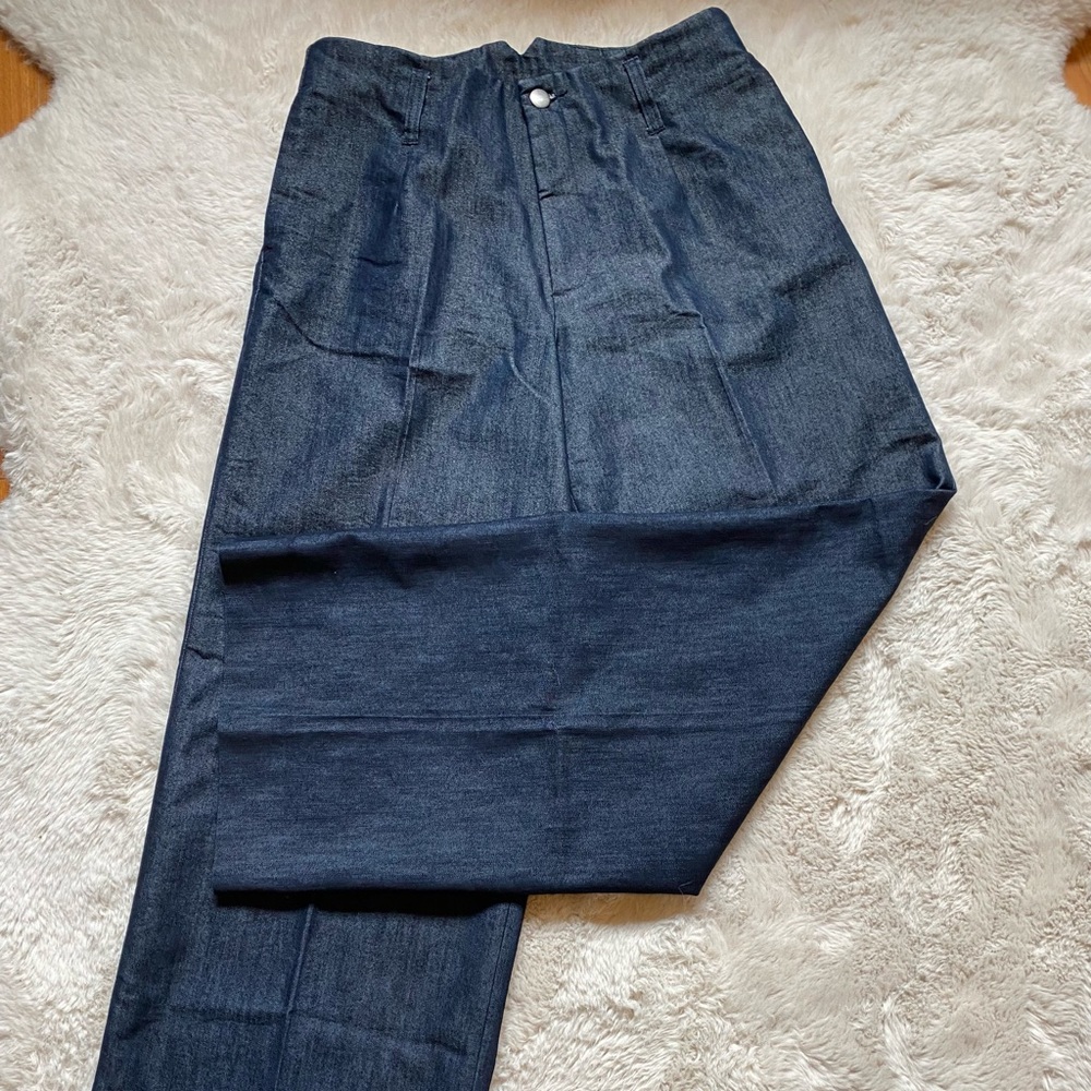 J. Peterman size 6